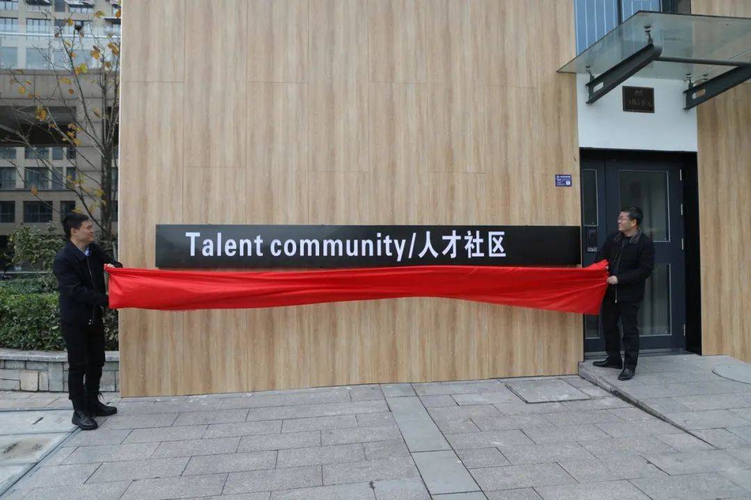 顺生彩虹城最新动态全面解读与观点阐述